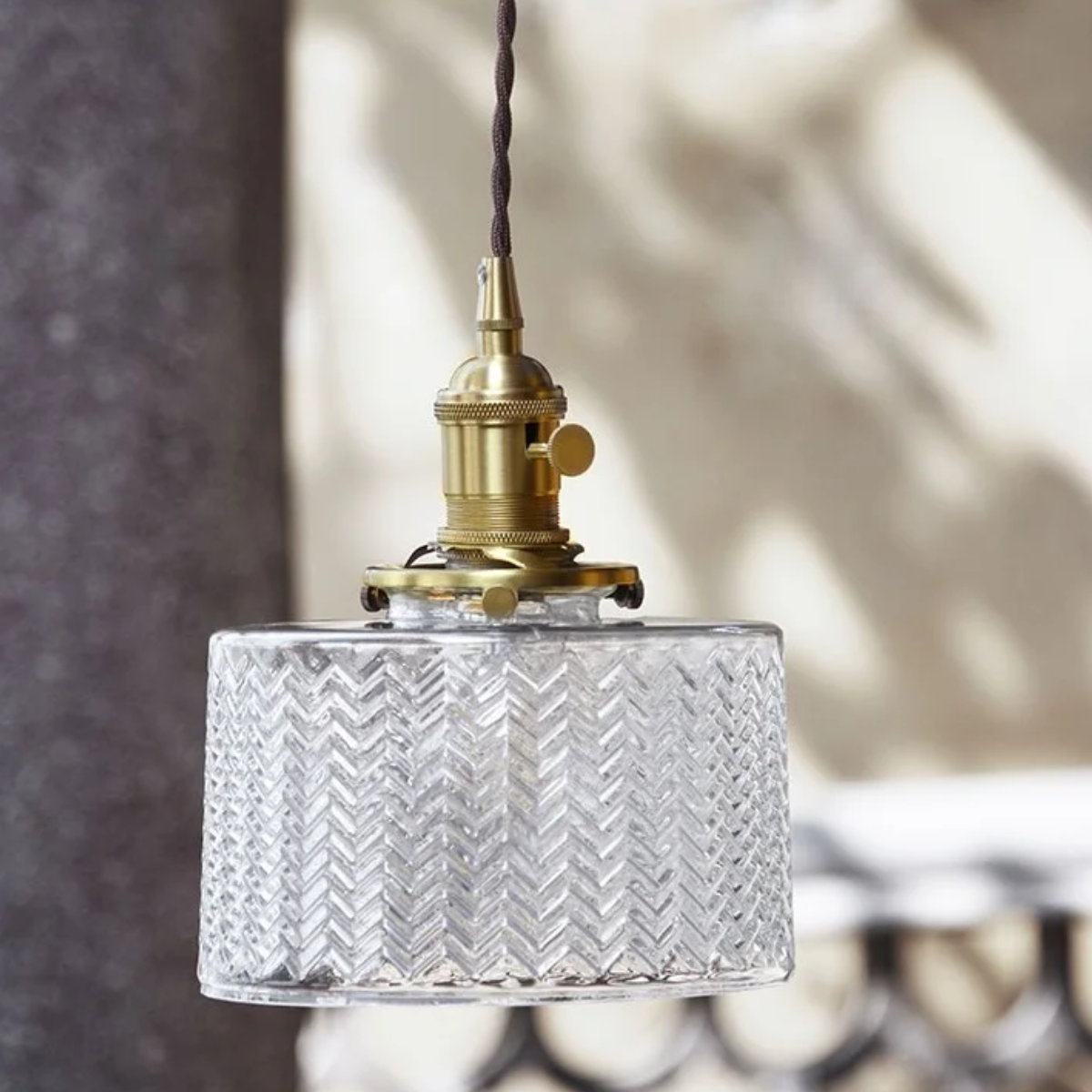 Suspension japonaise vintage en laiton et verre - Aurelia